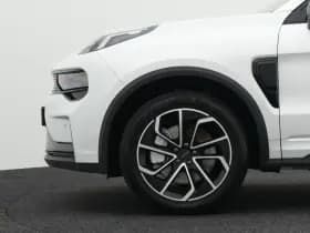 Lynk & Co 01 thumbnail 7