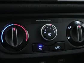 Hyundai i10 thumbnail 32