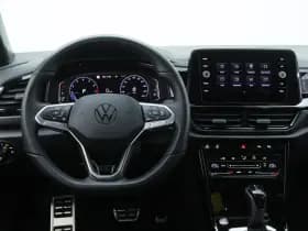 Volkswagen T-Roc thumbnail 3