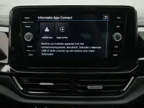 Volkswagen T-Roc thumbnail 33