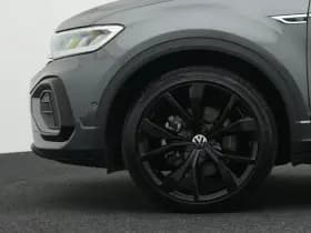 Volkswagen T-Roc thumbnail 7