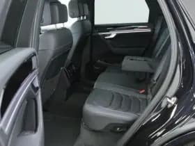 Volkswagen Touareg thumbnail 16