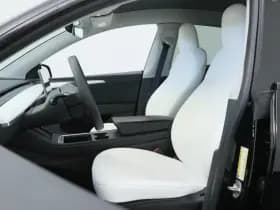 Tesla Model Y thumbnail 14