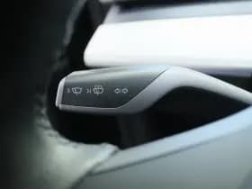 Tesla Model Y thumbnail 25