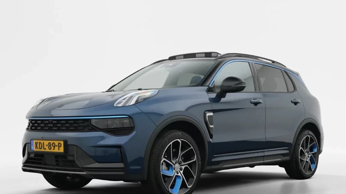 Lynk & Co 01 — foto 1