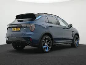 Lynk & Co 01 thumbnail 2