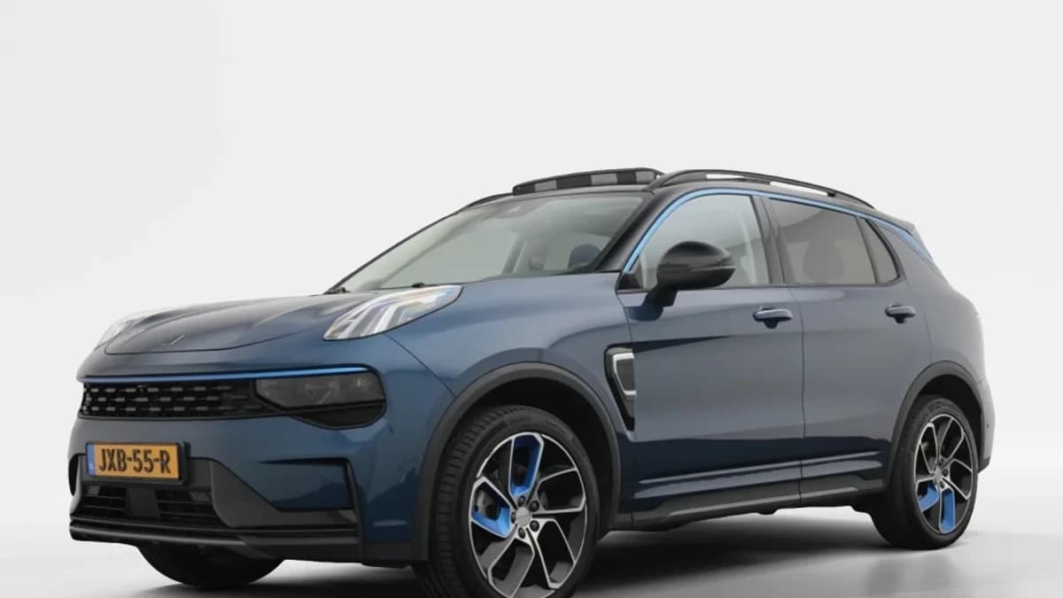 Lynk & Co 01 — foto 1