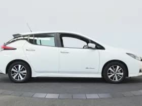 Nissan Leaf thumbnail 11
