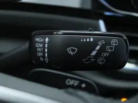 Volkswagen T-Roc thumbnail 30