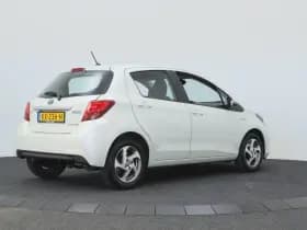 Toyota Yaris thumbnail 2