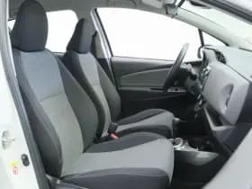 Toyota Yaris thumbnail 19