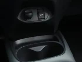 Toyota Yaris thumbnail 37