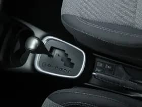 Toyota Yaris thumbnail 38