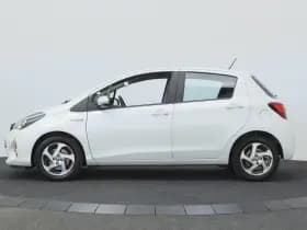 Toyota Yaris thumbnail 6