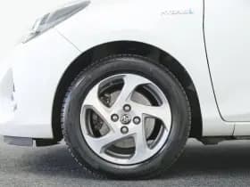 Toyota Yaris thumbnail 7