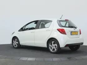 Toyota Yaris thumbnail 9
