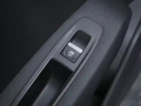 Renault Captur thumbnail 17