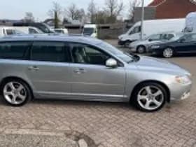 Volvo V70 thumbnail 4