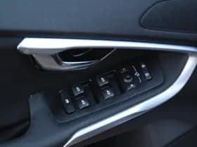 Volvo V40 thumbnail 15