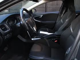 Volvo V40 thumbnail 16