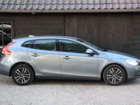 Volvo V40 thumbnail 4
