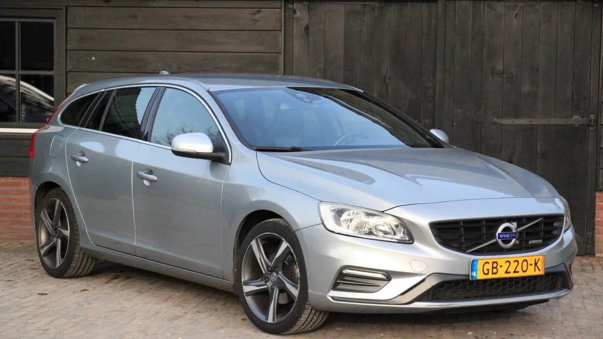 Volvo V60 — foto 1