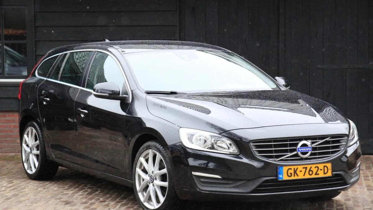 Volvo V60 — foto 1