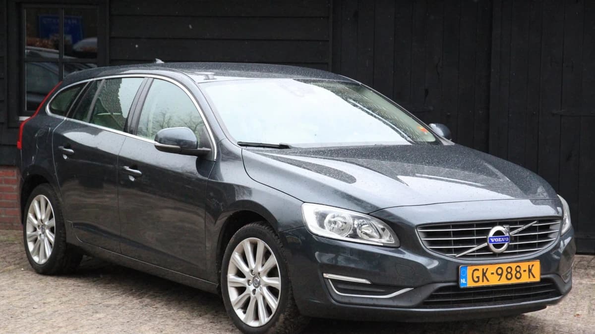 Volvo V60 — foto 1