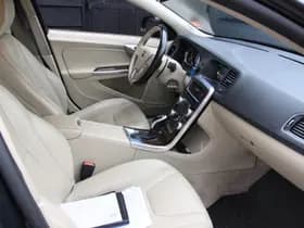 Volvo V60 thumbnail 10