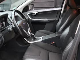 Volvo XC60 thumbnail 15