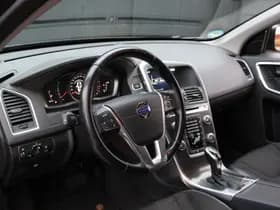 Volvo XC60 thumbnail 8