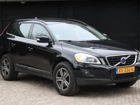 Volvo XC60 thumbnail 3