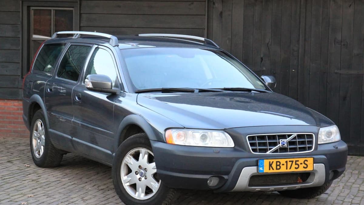 Volvo XC70 — foto 1