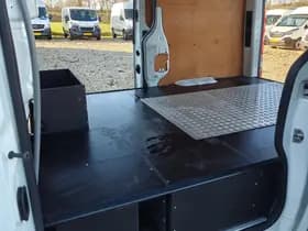 Renault Trafic thumbnail 22
