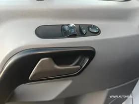 Mercedes-Benz Sprinter thumbnail 16