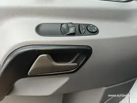 Mercedes-Benz Sprinter thumbnail 14