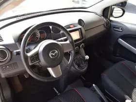 Mazda 2 1.3 Navigator GT thumbnail 8