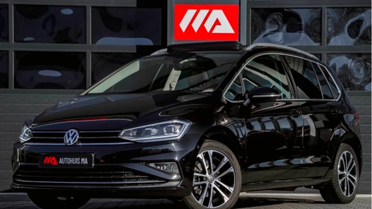 Volkswagen Golf — foto 1