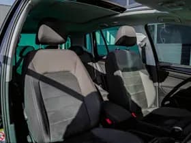 Volkswagen Golf thumbnail 26