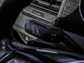 Volkswagen Golf thumbnail 9