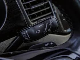 Volkswagen Golf thumbnail 10