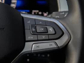 Volkswagen T-Roc thumbnail 12