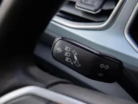 Volkswagen T-Roc thumbnail 13