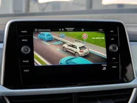 Volkswagen T-Roc thumbnail 17