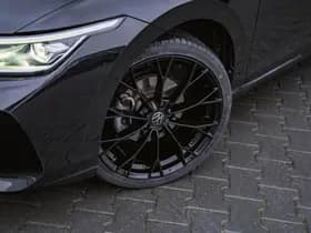 Volkswagen Golf thumbnail 6