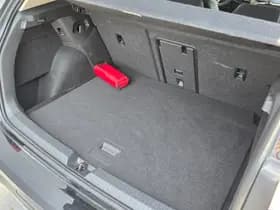 Volkswagen Golf thumbnail 9