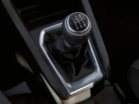 Renault Clio thumbnail 18