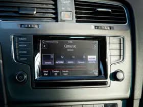 Volkswagen Golf thumbnail 12