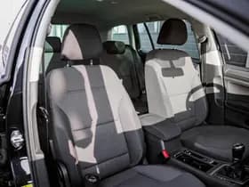 Volkswagen Golf thumbnail 21