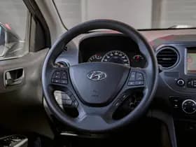 Hyundai i10 thumbnail 24